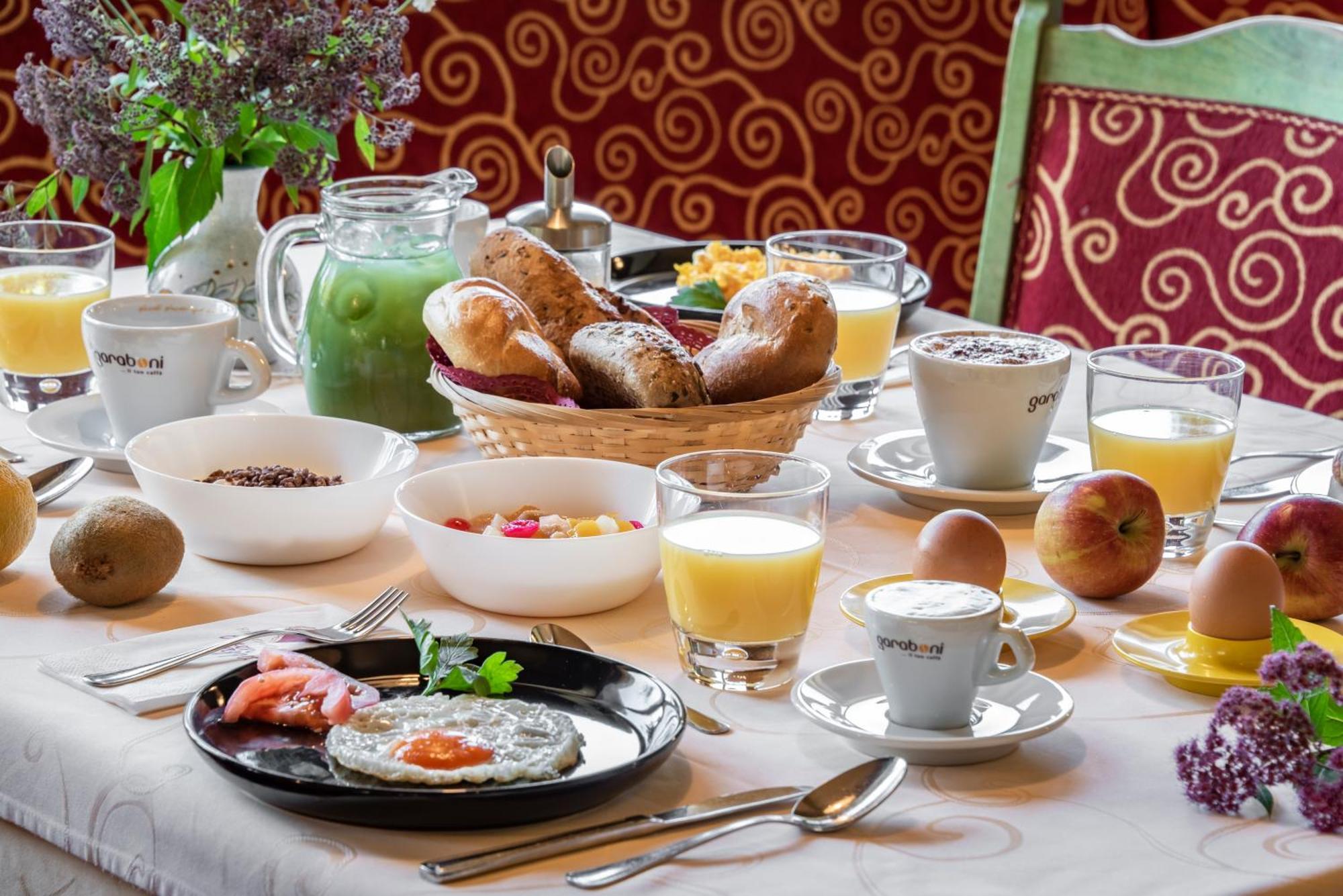 Hotel Wiedenhofer Теренто Екстериор снимка
